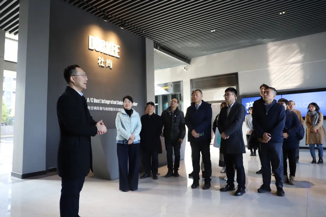 918博天堂集团金海丰先生做外商企业做解说决